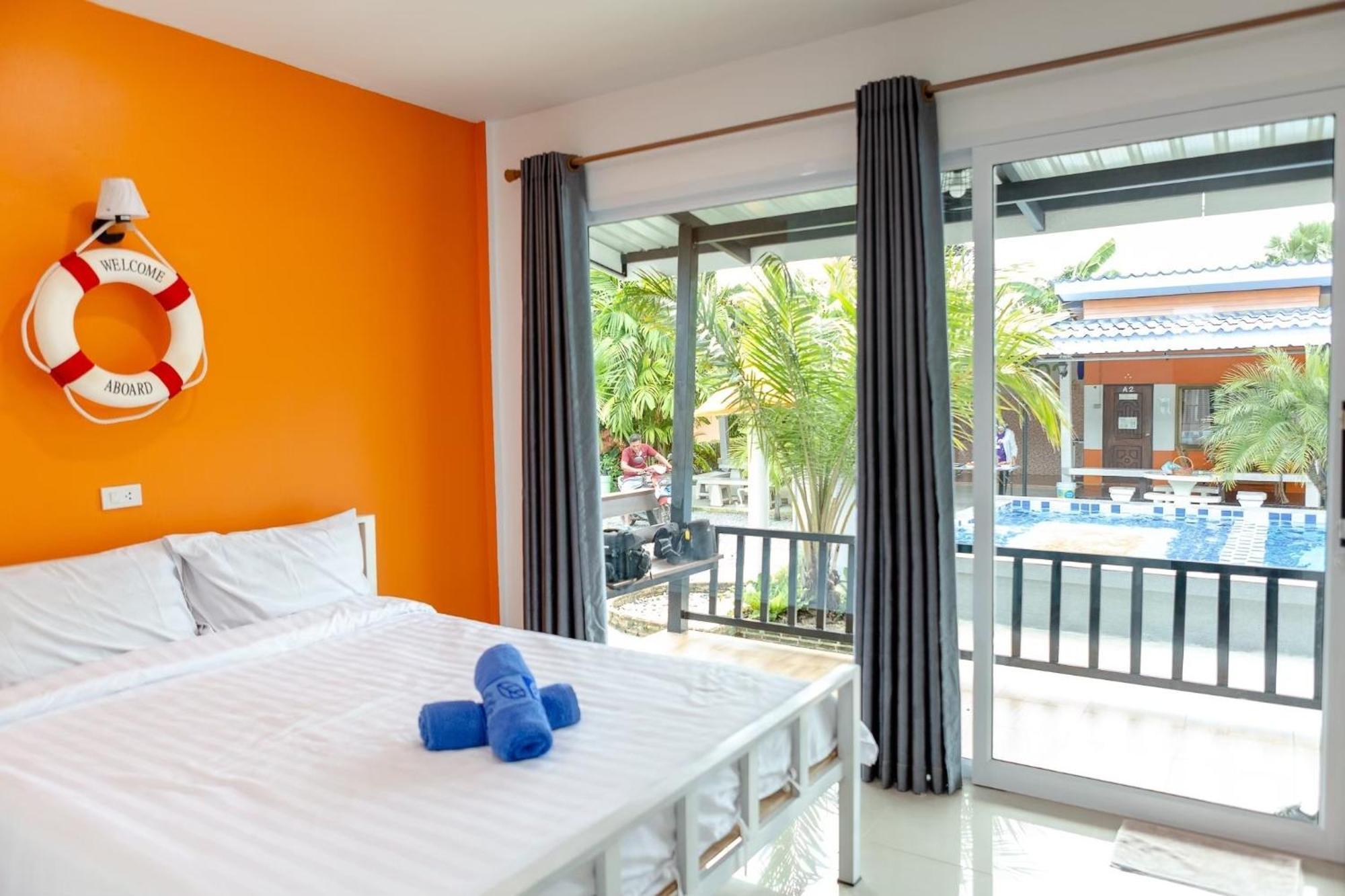 ต้นหว้ารีสอร์ท Praia de Chao Lao Exterior foto